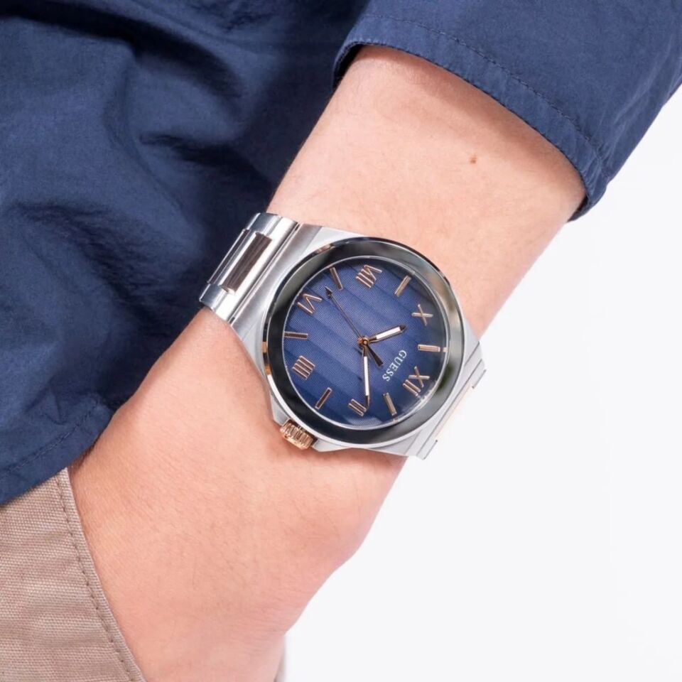 Guess GUGW0789G4 Erkek Kol Saati