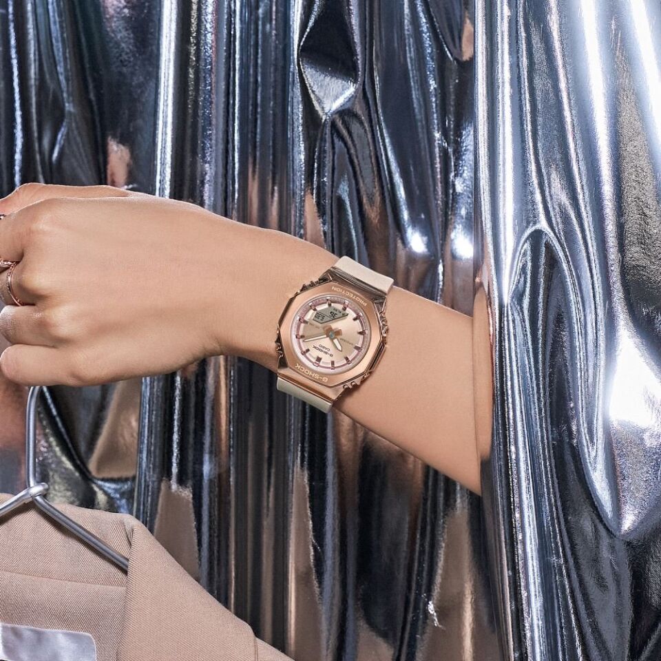 Casio GM-S2110PG-4ADR Kadın Kol Saati