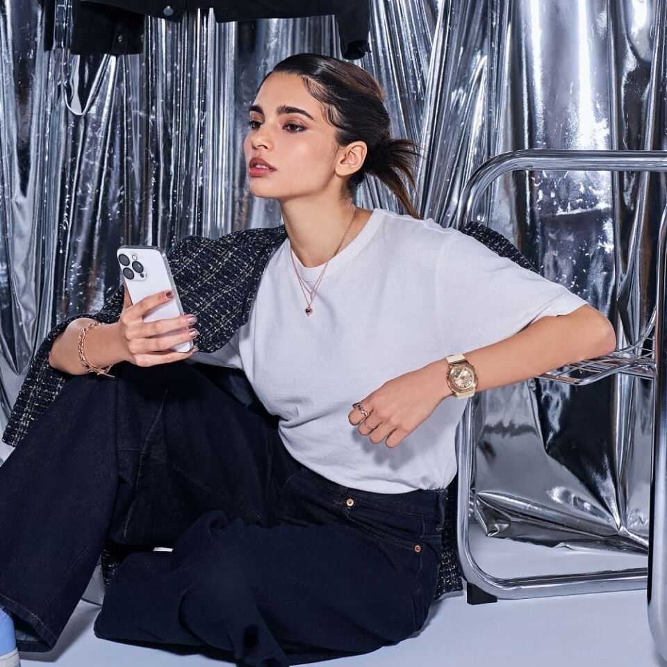 Casio GM-S2110PG-4ADR Kadın Kol Saati