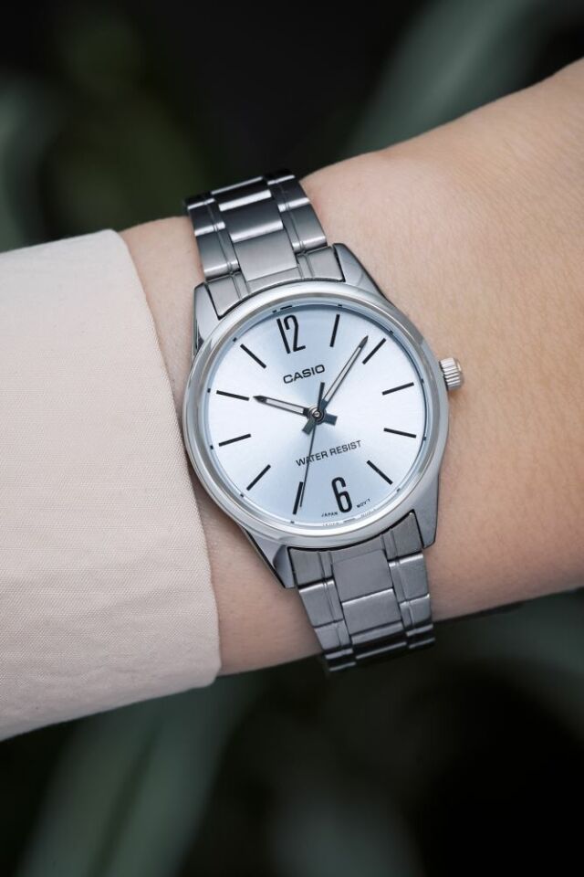 Casio LTP-V005D-2BUDF  Analog Kadın Kol Saati