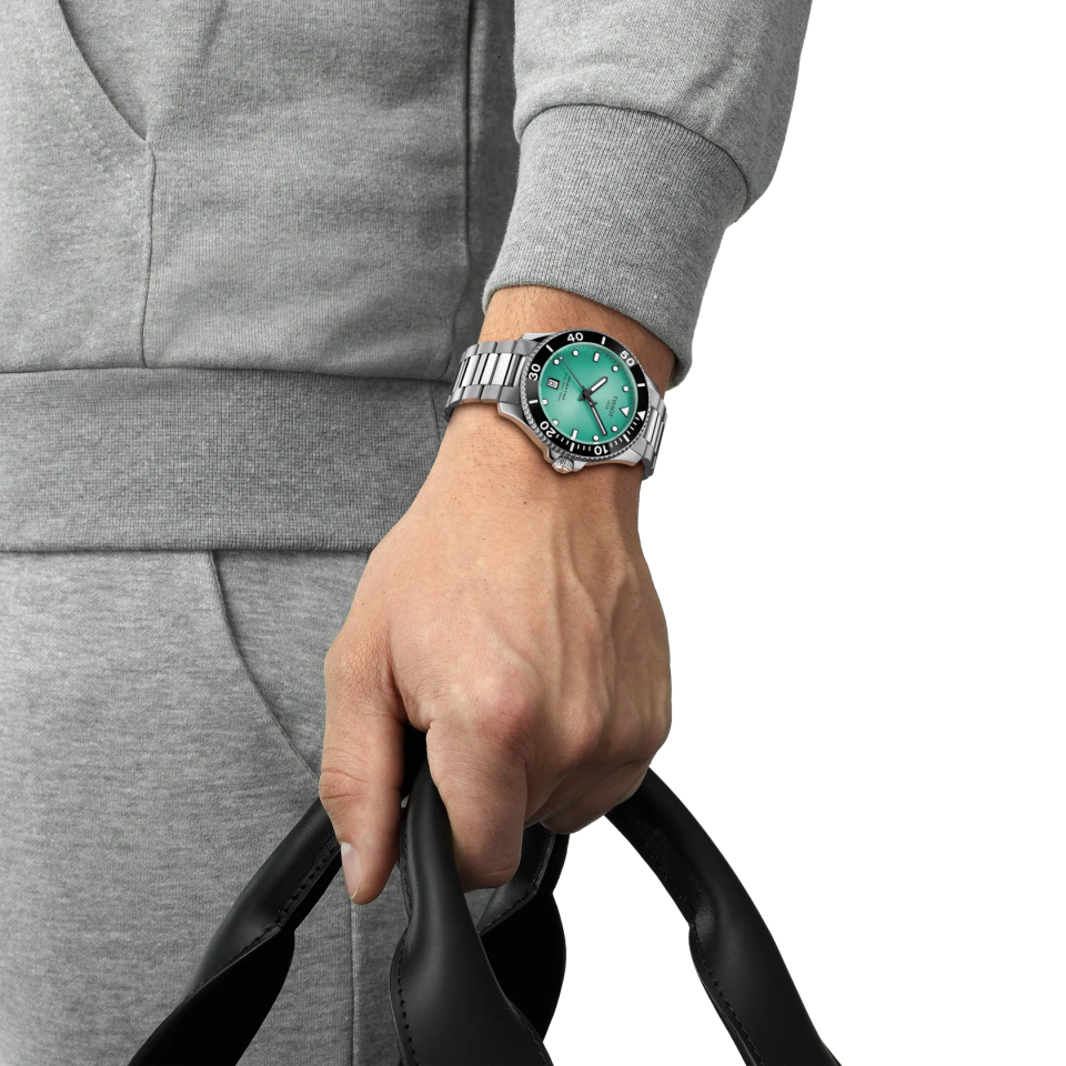 Tissot T120.410.11.091.00 Unisex Kol Saati
