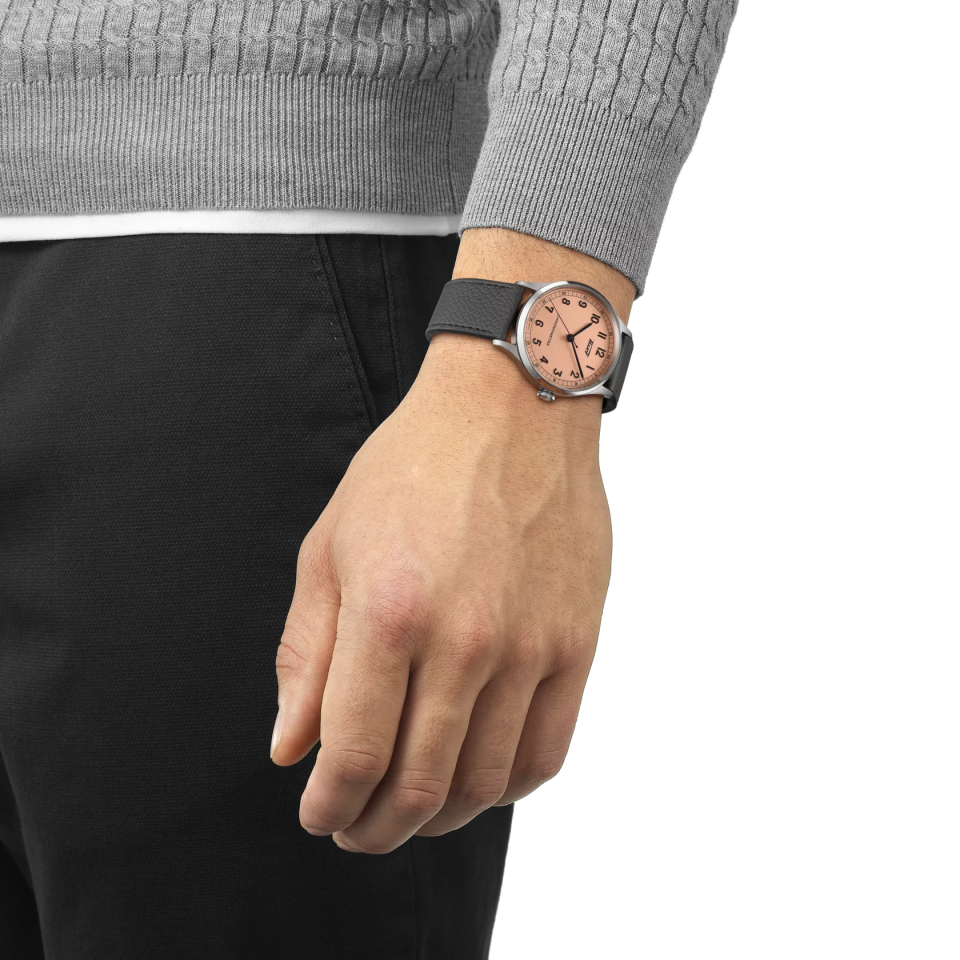 Tissot T142.464.16.332.00 Unisex Kol Saati