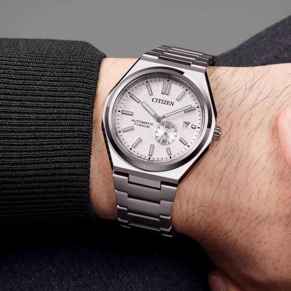 Citizen NJ0180-80A Erkek Kol Saati